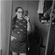 Soy tranquila , tengo paciencia al tratar a niñ@s y sobre todo darles la tranquilidad y poder ayudarl@s en sus deberes